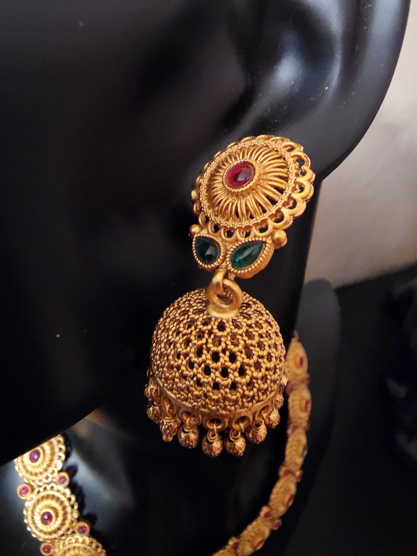 Trishara Temple Kemp Stone Necklace and Jhumka