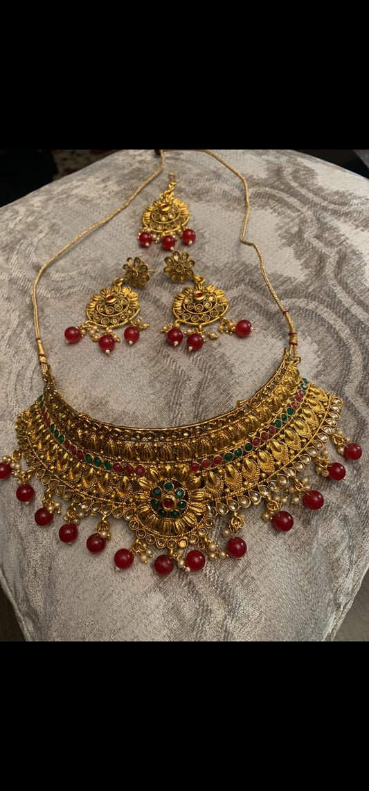 Gold plated Chocker and Earrings